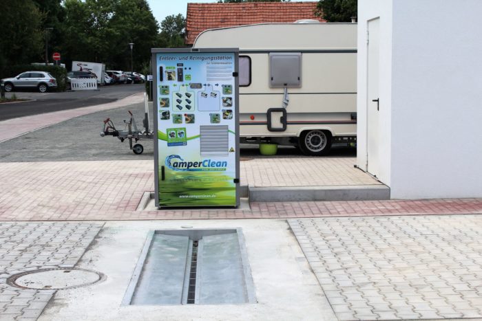 Stacja CamperClean na stanowisku serwisowym